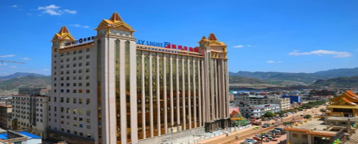 酒店泳池